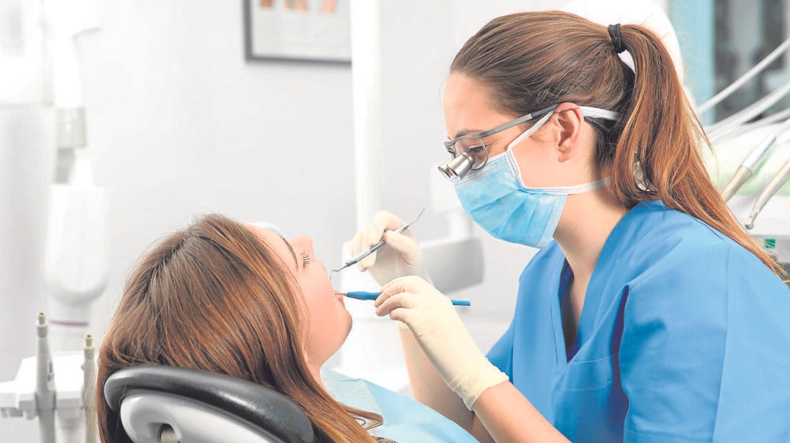 BENEFICIOS DE ACUDIR AL DENTISTA REGULARMENTE - Clinica Dental Durcal